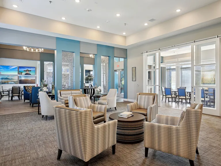 Bonavia Luxury Apartments — Photo 6