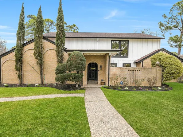 10718 Brentway Dr, Houston, TX 77070