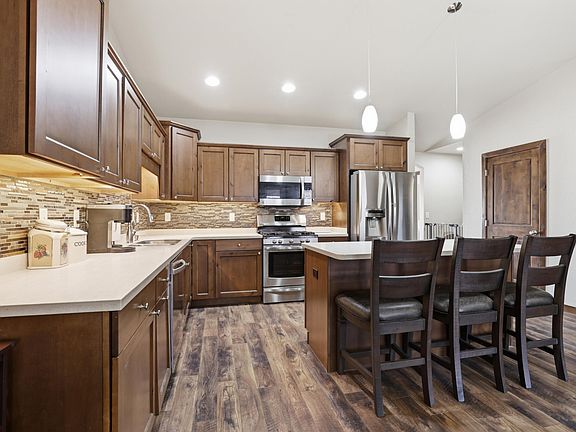 4th image of 3003 Princeton Ct