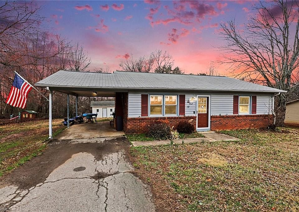 1st image of 1612 Ballymena Dr