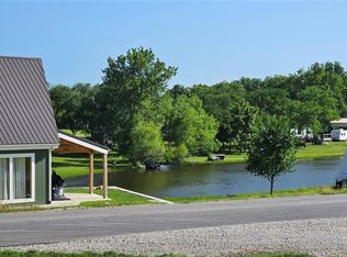 6 Timber Ln, Linn Valley, KS 66040