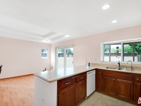 5th image of 12049 Ratner St