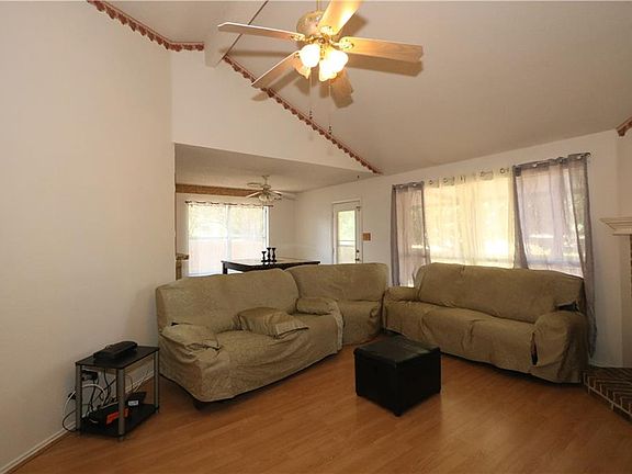 4th image of 5913 Sasaki Way