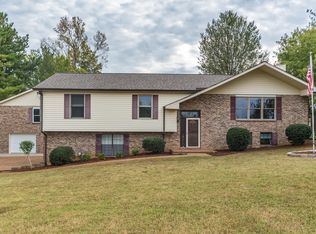 100 Briarwood Dr, Greenbrier, TN 37073
