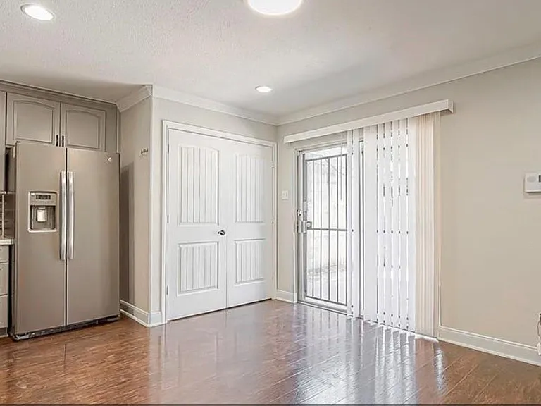 9108 Kempwood Dr #9108 — Photo 5