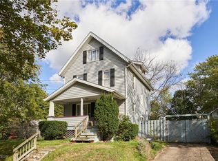 1253 Bellows St, Akron, OH 44301