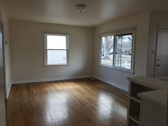 Main level living room