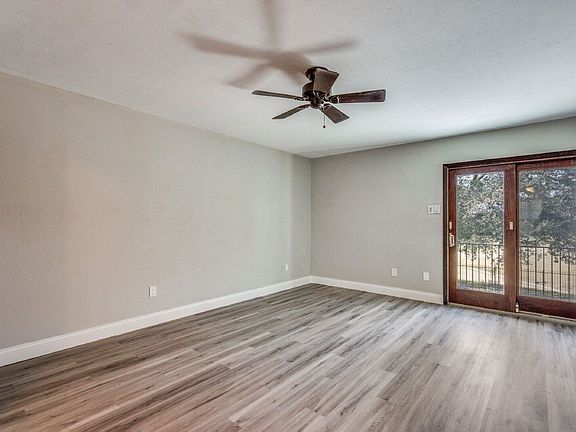 4th image of 529 W Lookout Dr APT 226
