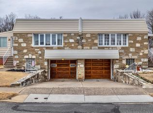 9228 Crispin St, Philadelphia, PA 19114