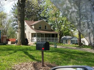 23437 Drake Rd, Bedford, OH 44146