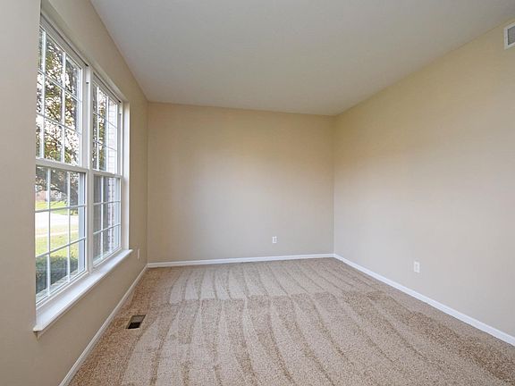 4th image of 6733 W Charleston Run Ct