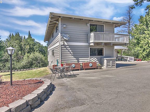 2nd image of 94214 Crystol Creek Ln