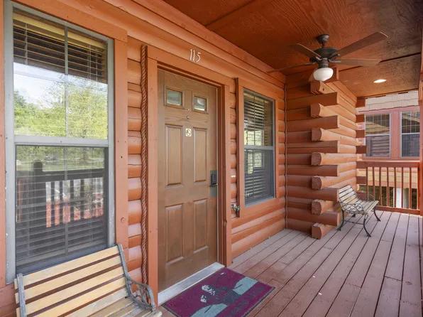 115 Grand Mountain Avenue, Branson, MO 65616