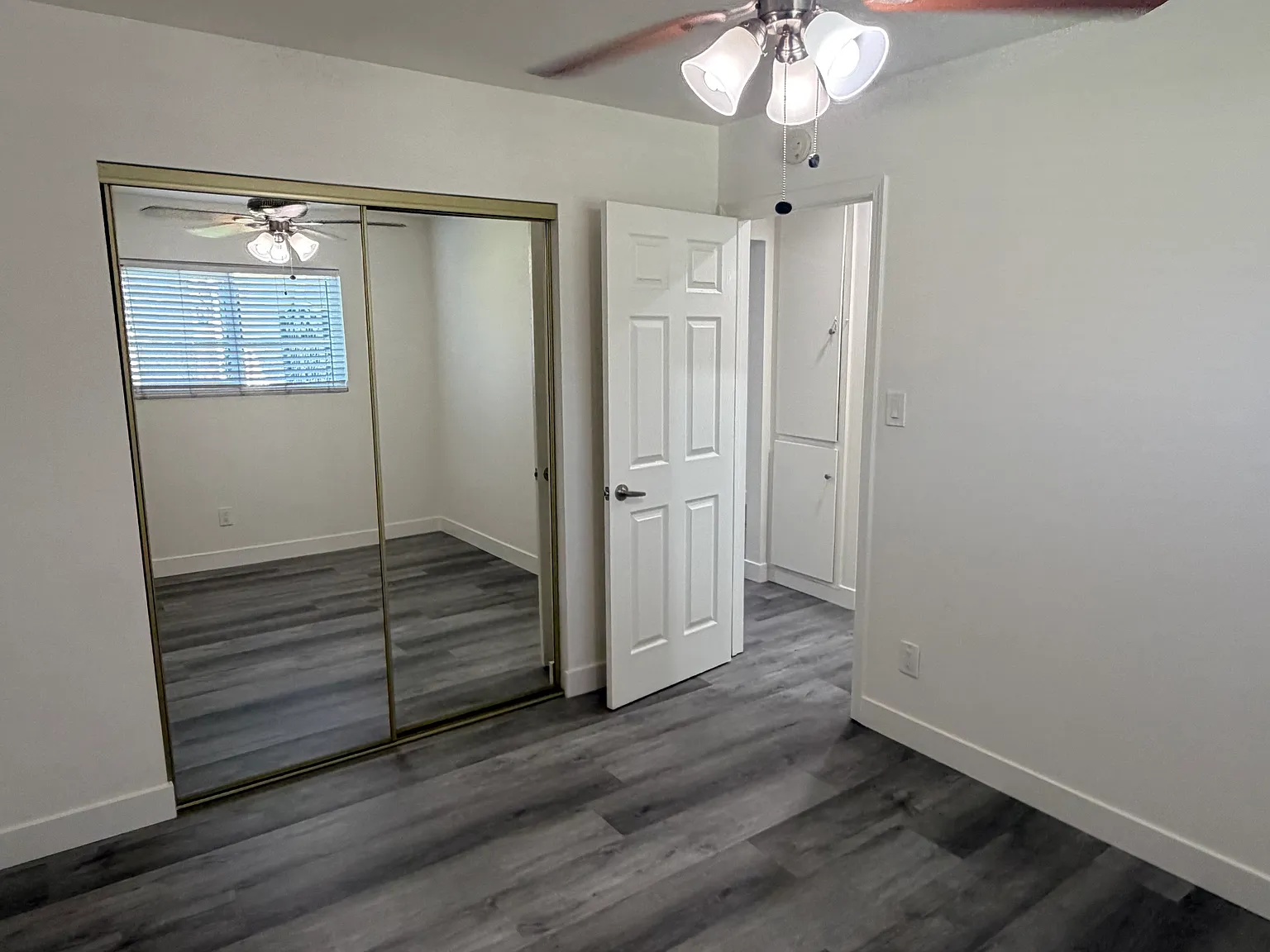 2 bed, $2,061 — Photo 4