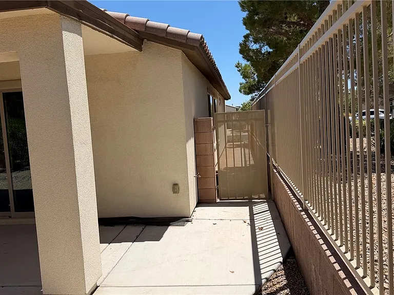 3752 Citrus Heights Ave — Photo 37