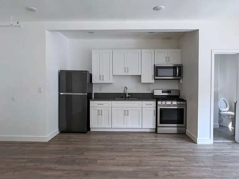 722 S Manhattan Pl — Photo 15