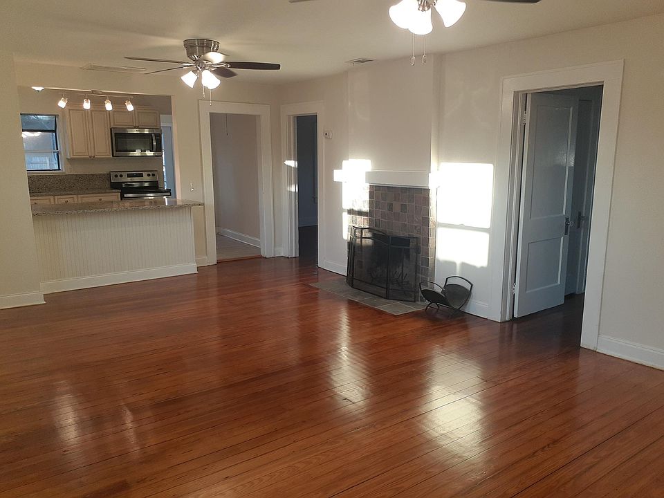 1st image of 3843 38th Ave N