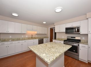 248 Green Bay Rd, Thiensville, WI 53092