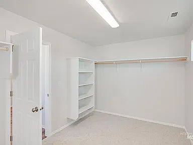 2nd image of 4823 Fire Opal St