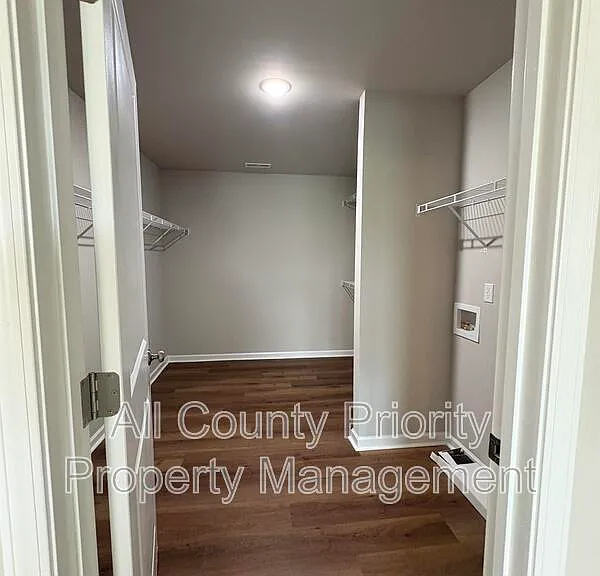 107 Faucette Dr — Photo 9