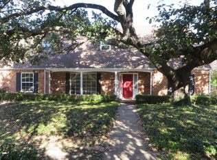 6225 Alpha Rd, Dallas, TX 75240