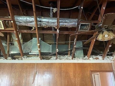 4th image of 6015 Bear Track Lane