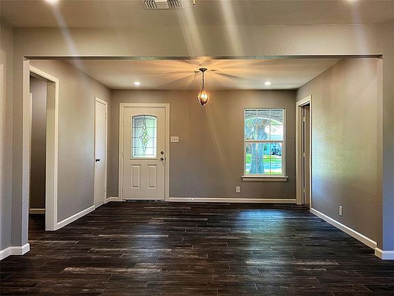 2nd image of 3801 Burkett Dr