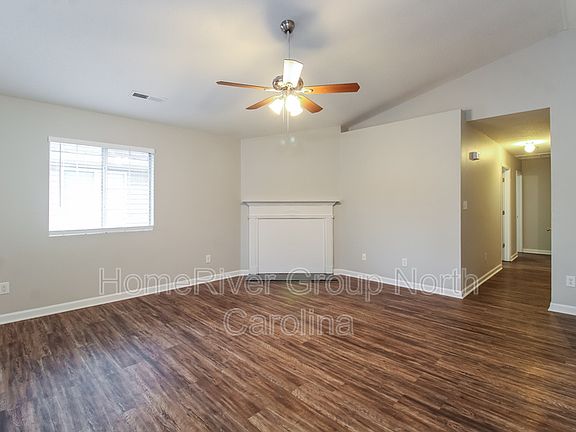 2nd image of 1702 Hertford St