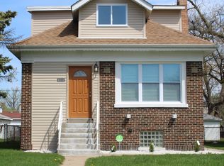 8433 S Rhodes Ave, Chicago, IL 60619