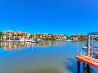 4327 Harbor House Dr, Tampa, FL 33615
