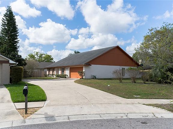 3rd image of 1018 Faircloth Ct