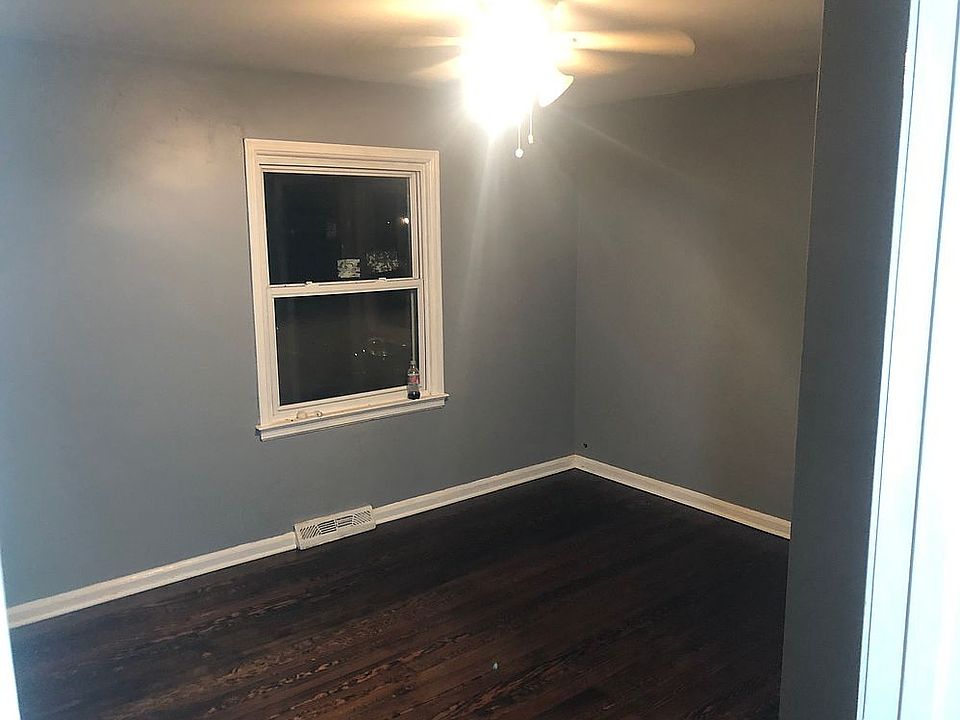 2nd image of 12077 Beech Daly Rd