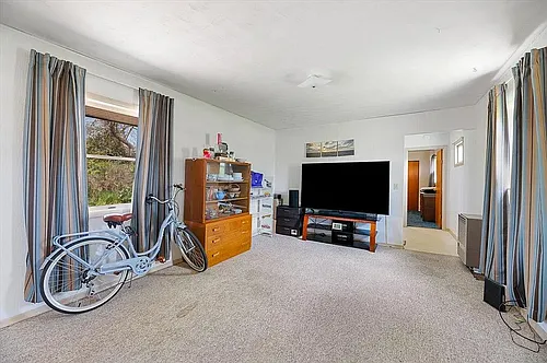 345 W Highway 14 Photo 1