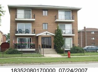 8241 W 79th St APT 3E, Justice, IL 60458