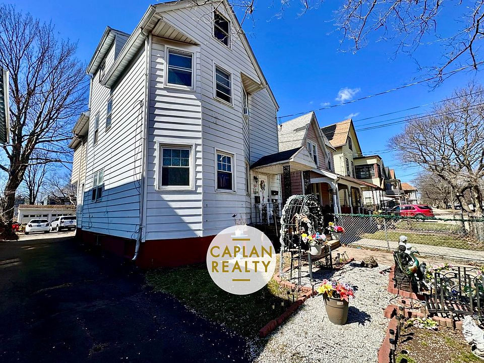 2nd image of 208 Howard Ave #O1