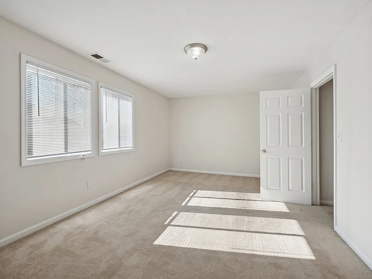 Patriot Point Apartment Homes — Photo 64