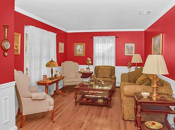 3rd image of 111 Bergen Ave