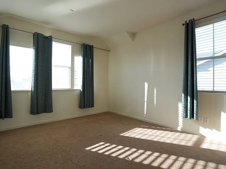 940 Chelebrooke Ct — Photo 28