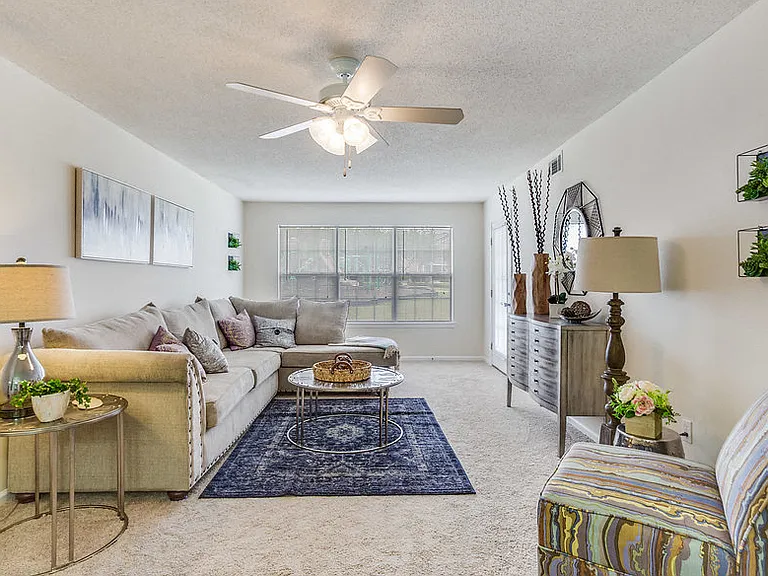 Forest Trail Apartment Homes — Photo 15