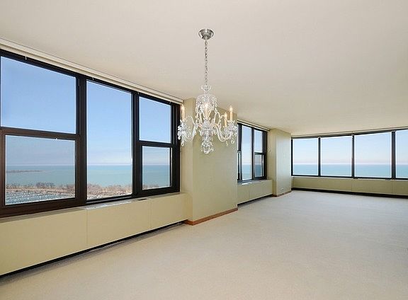 4th image of 3150 N Lake Shore Dr APT 25A