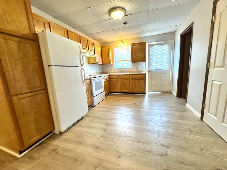 24 Locust St Apt 6 - Kitchen
