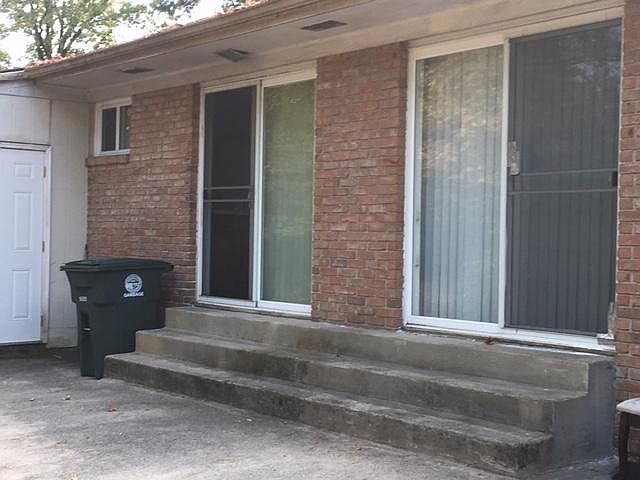 2nd image of 4513 Rogers Rd
