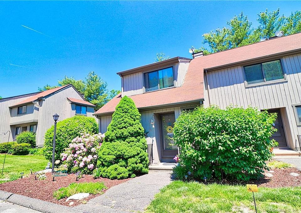 66 Cambridge Ct 66, Beacon Falls, CT 06403 Zillow