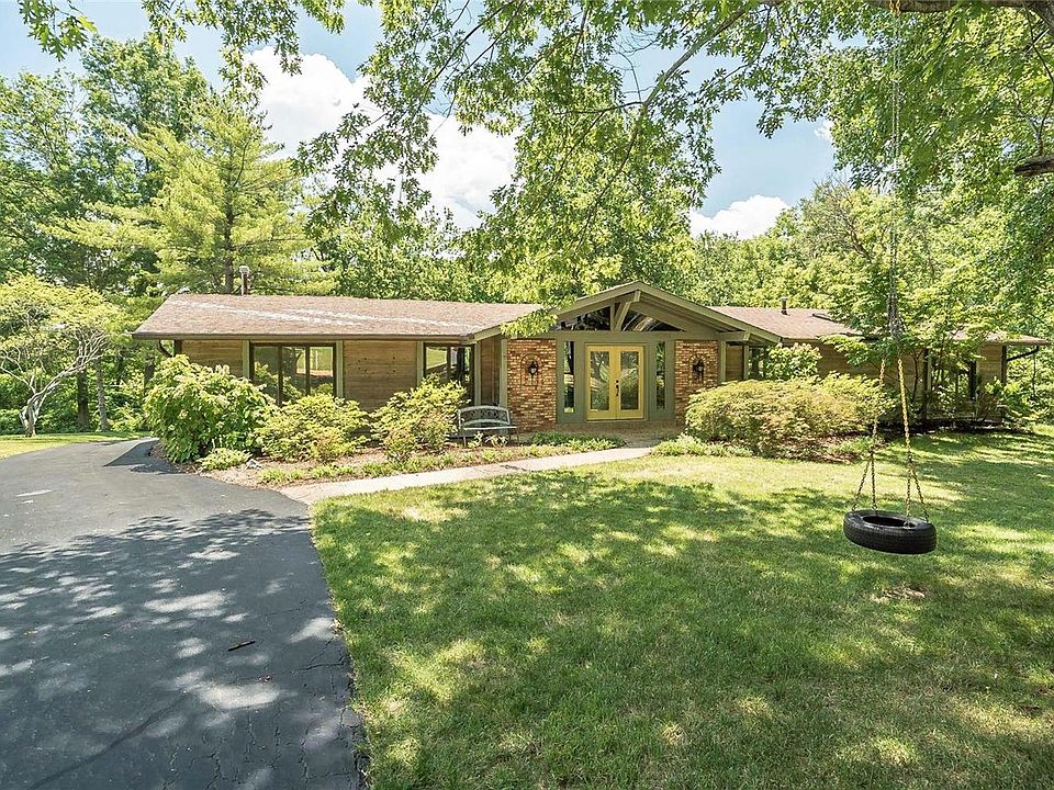 1st image of 14611 Laketrails Ct