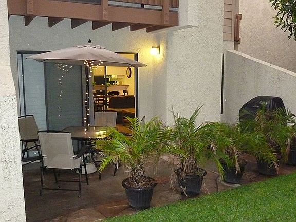 4th image of 21555 Burbank Blvd Unit 41
