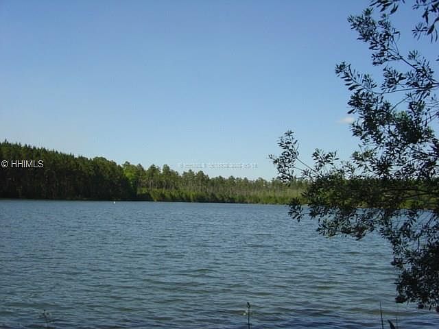 2nd image of 46 Fishdancer Ct