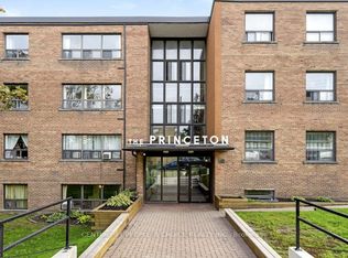 183 Berry Rd #1, Toronto, ON M8Y 1W9