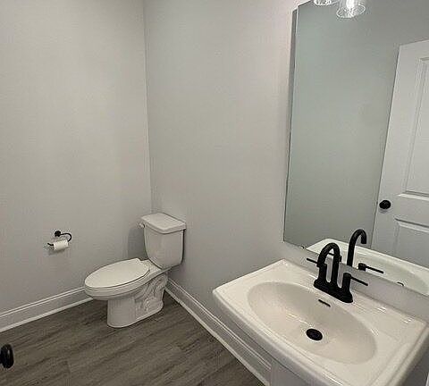3rd image of 2001 Shoreham Way #1D