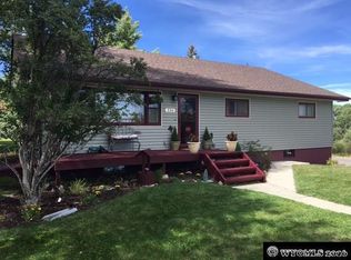 330 S Desmet Ave, Buffalo, WY 82834