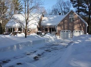 9 Paddock Rd, Tyngsboro, MA 01879